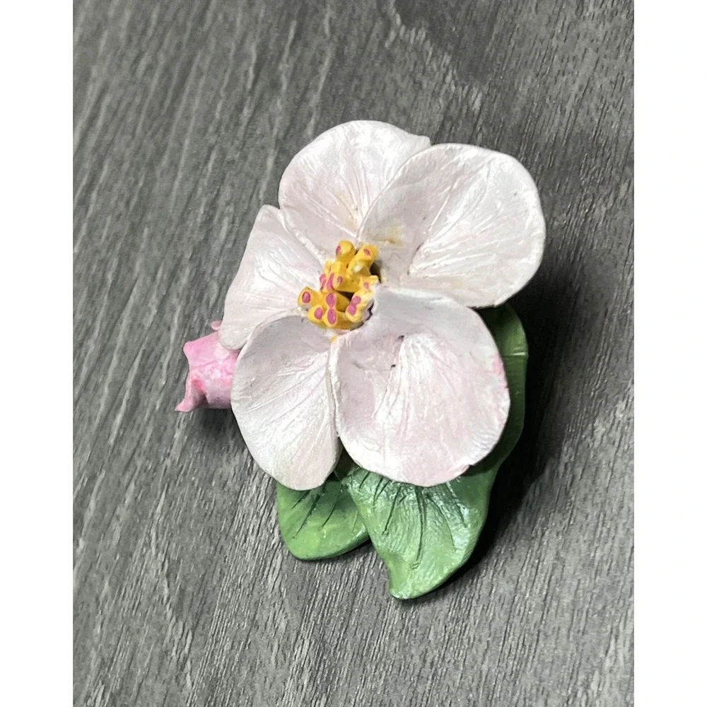 Vtg N Tobin HandPainted Flower Brooch Pin Pink White Green Artisan Signed Floral